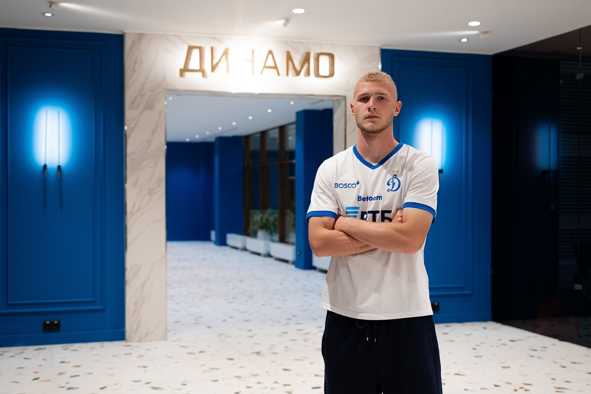 Максим Никифоров перешёл в «Динамо»