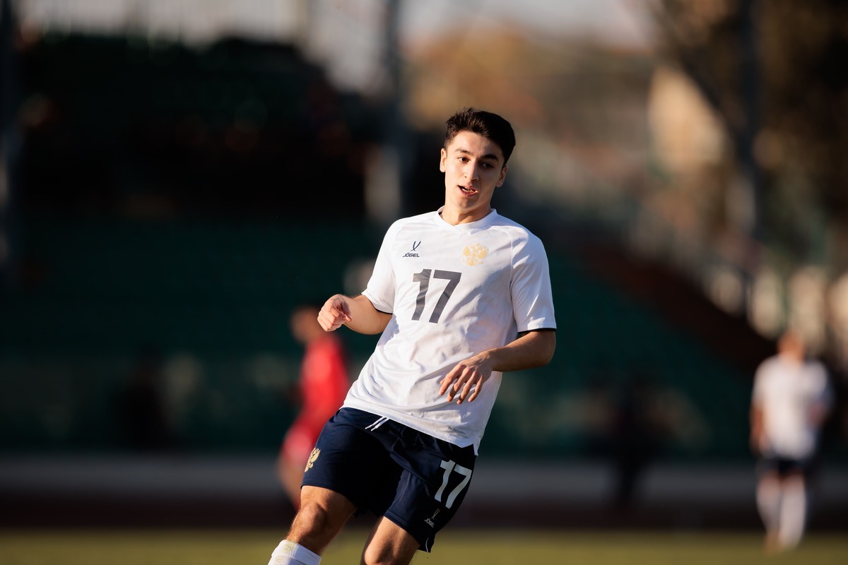 «3+1» Бабаева в молодёжке, гол Фарафонова: игроки «Динамо-2» в сборных