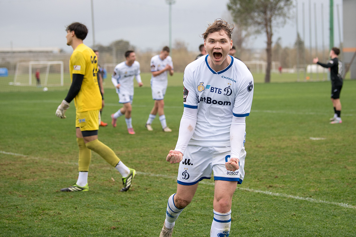 «Динамо-2» одержало волевую победу над «Рот-Вайс» в Турции